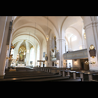 Stockholm, Maria Magdalena kyrka, Chorraum mit Südemporenorgel