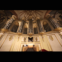Stockholm, Domkyrka (S:t Nicolai kyrka, Storkyrkan), Spieltisch mit Orgel