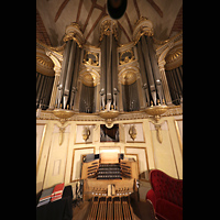 Stockholm, Domkyrka (S:t Nicolai kyrka, Storkyrkan), Spieltisch mit Orgel