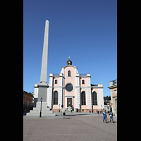 Stockholm, Domkyrka (S:t Nicolai kyrka, Storkyrkan), Ostfassade mit: Obelisk Gustav III