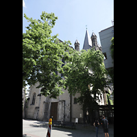 Köln, Groß St. Martin, Westfassade mit Vierungsturm
