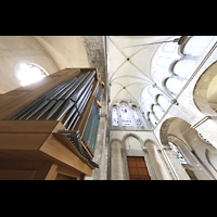 Köln, Groß St. Martin, Seitlicher Blick von der Orgel in die Kirche