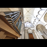 Köln, Groß St. Martin, Seitlicher Blick von der Orgel in die Kirche und ins Gewölbe