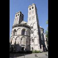 Köln, Basilika St. Gereon (Kryptaorgel), Doppelturmfassade und Ostchor