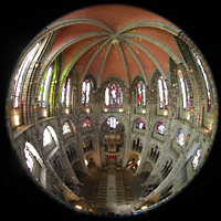Köln, Basilika St. Gereon (Kryptaorgel), Gesamter Innenraum des Dekagons mit Orgel