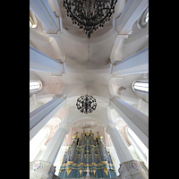 Vilnius, Šv. Jonu Bažnycia (St. Johannes) - Hauptorgel, Blick ins Gewölbe mit Orgel