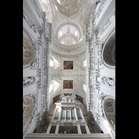 Vilnius, Šv. apaštalu Petro ir Povilo bažnycia (St. Peter und Paul), Blick ins Gewölbe und zur Orgel