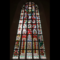 München, Liebfrauendom, Von der Orgel verdecktes Buntglasfenster an der Westwand von Alois Miller 81955)