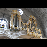 Mnchen, Jesuitenkirche St. Michael (ehem. Hofkirche), Orgel seitlich