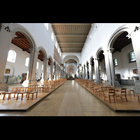 Mnchen (Munich), St. Maximilian, Innenraum in Richtung Chor