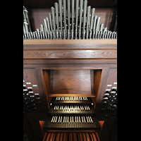 Lbeck, St. Jakobi (Positiv), Spieltisch der kleinen Orgel mit Brustwerk