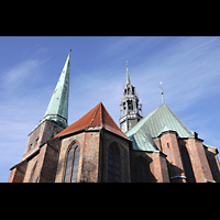 Lbeck, St. Jakobi (Positiv), Dach und Spitzen des Haupt- und Vierungsturms von Sdwesten