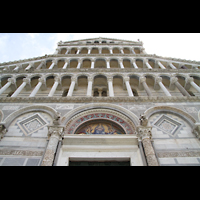 Pisa, Duomo di Santa Maria Assunta (Hauptorgel), Westfassade
