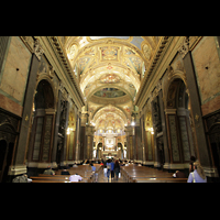 Pompei, Santuario della Madonna, Innenraum in Richtung Chor