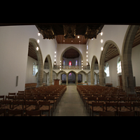 Aarau, Stadtkirche, Innenraum in Richtung Chor