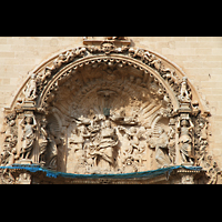 Palma de Mallorca, Convento Sant Francesc, Figurenschmuck über dem Hauptportal
