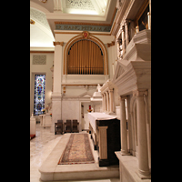 New York (NY), St. Peter's RC Church, Pfeifen im Chorraum
