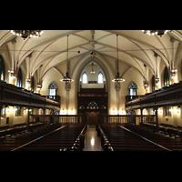 New York (NY), First Presbyterian Church - Chapel Organ, Innenraum in Richtung Rückwand