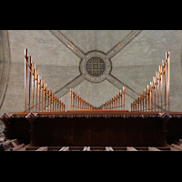 Chicago (IL), University, Rockefeller Memorial Chapel, Horizontalpfeifen der Randel State Trumpet (Gallery Organ)