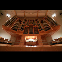 Bamberg, Konzert- und Kongresshalle, Orgel von unten gesehen