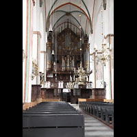 Lübeck, St. Jakobi (Kleine Orgel), Innenraum in Richtung Hauptorgel