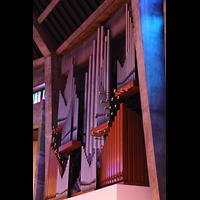 Liverpool, Metropolitan Cathedral of Christ the King, Orgel seitlich