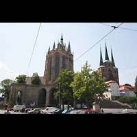 Erfurt, Dom St. Marien, Domplatz mit Dom (links) und Severikirche (rechts)