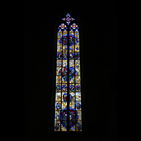 Ulm, Münster (Chororgel), Buntes Fenster mit Glasmalerei