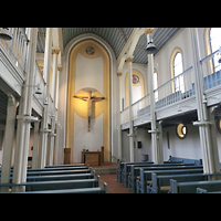 Passau, Stadtpfarrkirche St. Matthäus (ev.), Seitlicher Blick zum Chor