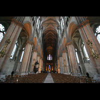 Reims, Cathédrale Notre-Dame (Chororgel), Innenraum / Hauptschiff in Richtung Chor