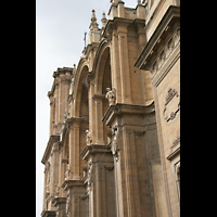 Granada, Catedral (Epistelorgel), Fassade mit Turm
