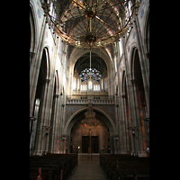 Wien, Votivkirche (Hauptorgel), Innenraum / Hauptschiff in Richtung Orgel