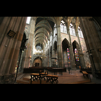 Wien, Votivkirche (Hauptorgel), Blick von der Vierung in Richtung Orgel