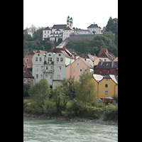 Passau, Mariahilf Wallfahrtskirche, Blick über den Inn auf den Mariahilfberg