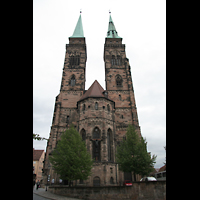 Nürnberg, St. Sebald, Doppelturmfassade mit Westchor