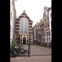 Fassade, vom Oudezijdes Achterburgwal von Nordwesten aus gesehen Amsterdam, Waalse Kerk (Oude Walenkerk), Fassade, vom Oudezijdes Achterburgwal von Nordwesten aus gesehen