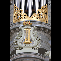 Harfen-Ornament auf der Mitte des Rücjkpositivprospekts Amsterdam, Westerkerk, Harfen-Ornament auf der Mitte des Rücjkpositivprospekts