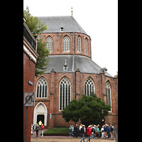 Südlicher Chorraum von Popkenstraat/Martinikerkhof aus gesehen Groningen, Martinikerk, Südlicher Chorraum von Popkenstraat/Martinikerkhof aus gesehen