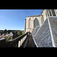 Blick vom Dach des südlichen Seitenschiffes zum Querhaus Kampen, Sint Nicolas Bovenkerk, Blick vom Dach des südlichen Seitenschiffes zum Querhaus