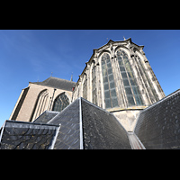 Blick vom Dach des Chorumgangs auf den Chor und das Querhaus Kampen, Sint Nicolas Bovenkerk, Blick vom Dach des Chorumgangs auf den Chor und das Querhaus