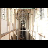 Blick vom Triforium in der Chorspitze zur Hauptorgel Kampen, Sint Nicolas Bovenkerk, Blick vom Triforium in der Chorspitze zur Hauptorgel