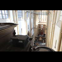 Blick von der Spitze des linken Pedalturms in die Kirche Kampen, Sint Nicolas Bovenkerk, Blick von der Spitze des linken Pedalturms in die Kirche