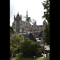 Ansicht von der Leidener Burg(ruine) von Nordwesten Leiden, Hooglandse Kerk, Ansicht von der Leidener Burg(ruine) von Nordwesten