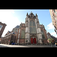 Nördliche Querhausfassade von der Hooglandse Kerkgracht aus gesehen Leiden, Hooglandse Kerk, Nördliche Querhausfassade von der Hooglandse Kerkgracht aus gesehen