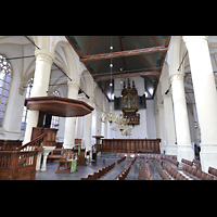 Langhaus in Richtung de Swart/von Hagerbeer-Orgel Leiden, Hooglandse Kerk, Langhaus in Richtung de Swart/von Hagerbeer-Orgel