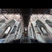 Blick von der Vierung zur Hauptorgel Leiden, Pieterskerk, Blick von der Vierung zur Hauptorgel
