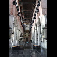Hauptschiff in Richtung Hauptorgel Leiden, Pieterskerk, Hauptschiff in Richtung Hauptorgel