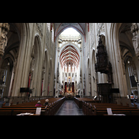 Hauptschiff in Richtung Chor ´s-Hertogenbosch, Sint Janskathedraal, Hauptschiff in Richtung Chor