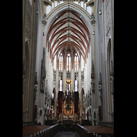 Hauptschiff in Richtung Chor ´s-Hertogenbosch, Sint Janskathedraal, Hauptschiff in Richtung Chor