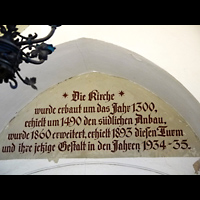 Berlin - Pankow, Dorfkirche Heinersdorf (Hauptorgel), Inschrift über dem Portal